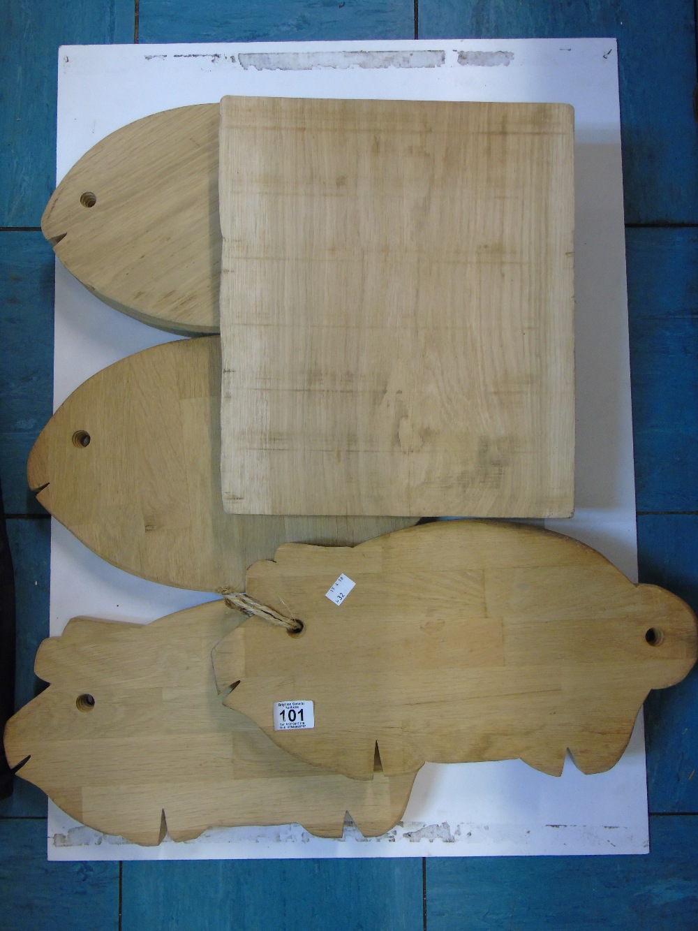 5 X WOODEN CHOPPING BOARDS