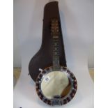 CASED WINDSOR PYXE BANJO