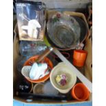 BOX OF MAINLY KITCHENALIA ITEMS INCULDING LE CRUESET