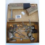 QUANTITY OF VINTAGE SHAVING & GROOMING ITEMS