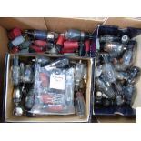 BOX OF PRE WAR VALVES, USED.6 PIN, 4 PIN, BRITISH 7 P[IN, OCTAL, 2 SIDE CONTACT