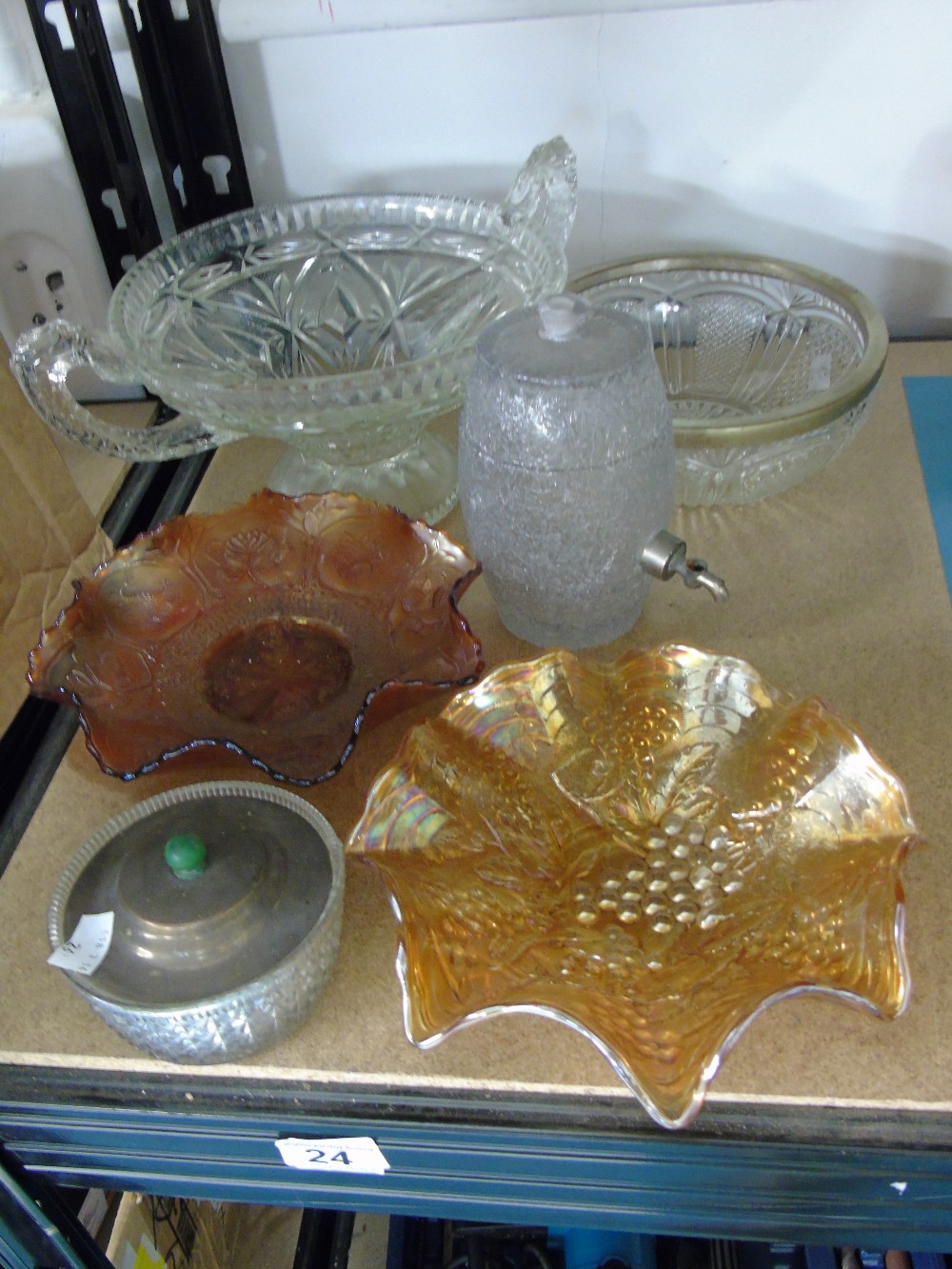 COLLECTION OF VINTAGE GLASS