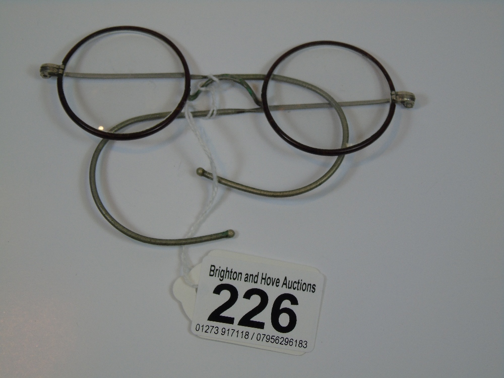 PAIR OF VINTAGE SPECTACLES