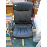 BLACK SWIVEL OFFICE CHAIR