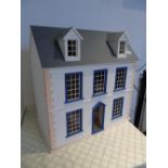 DOLLS HOUSE