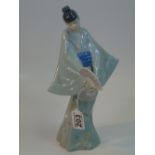 NAO FIGURE, GEISHA WITH FAN