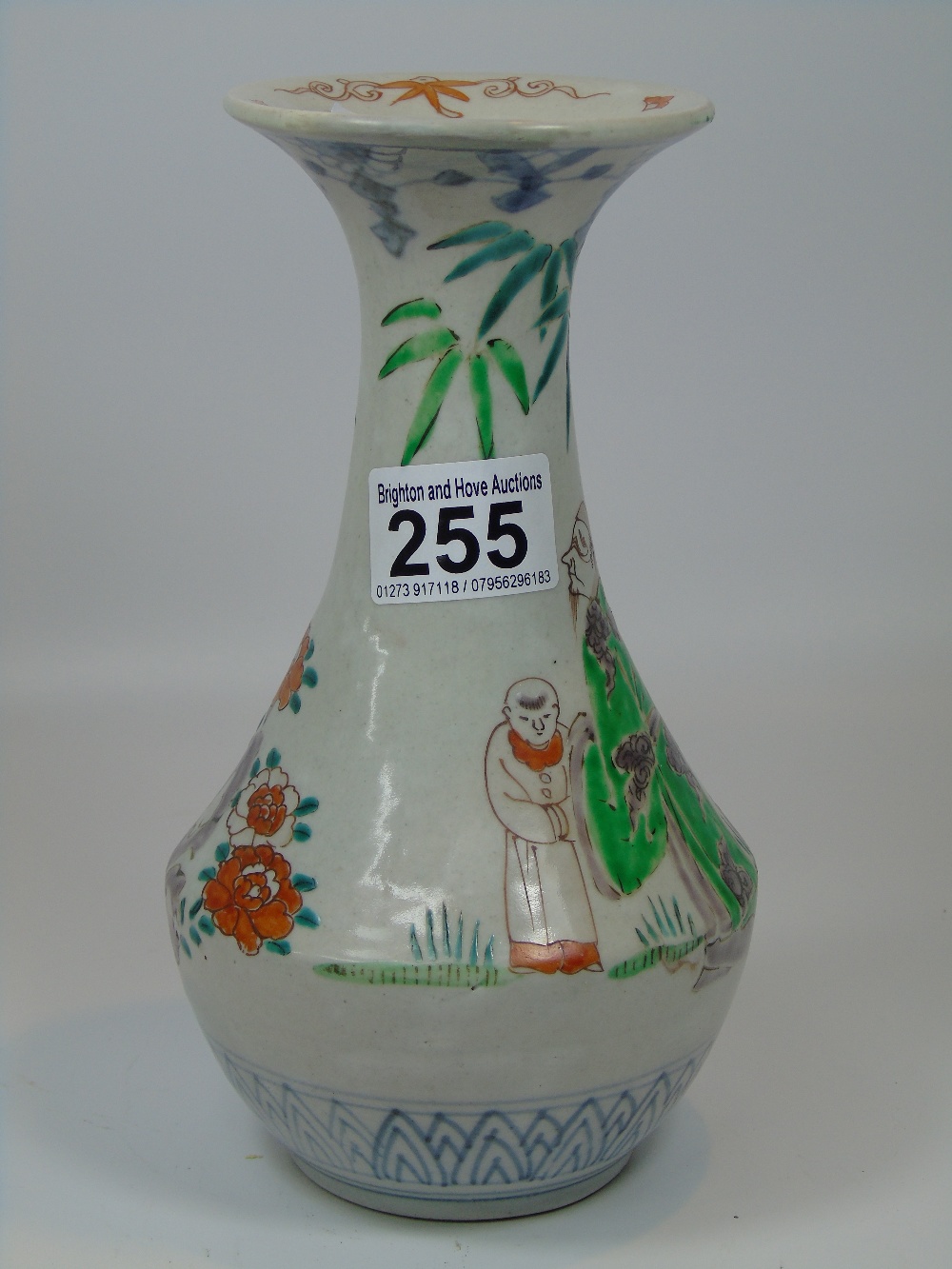 CHINESE FAMILLE VERTE VASE