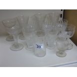 QUANTITY OF VINTAGE GLASSES INCLUDING PALL MALL