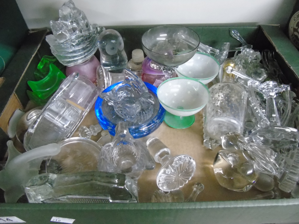 BOX OF GLASS WARE INCLUDING CANDLESTICKS & PAPERWEIGHTS - Image 7 of 7