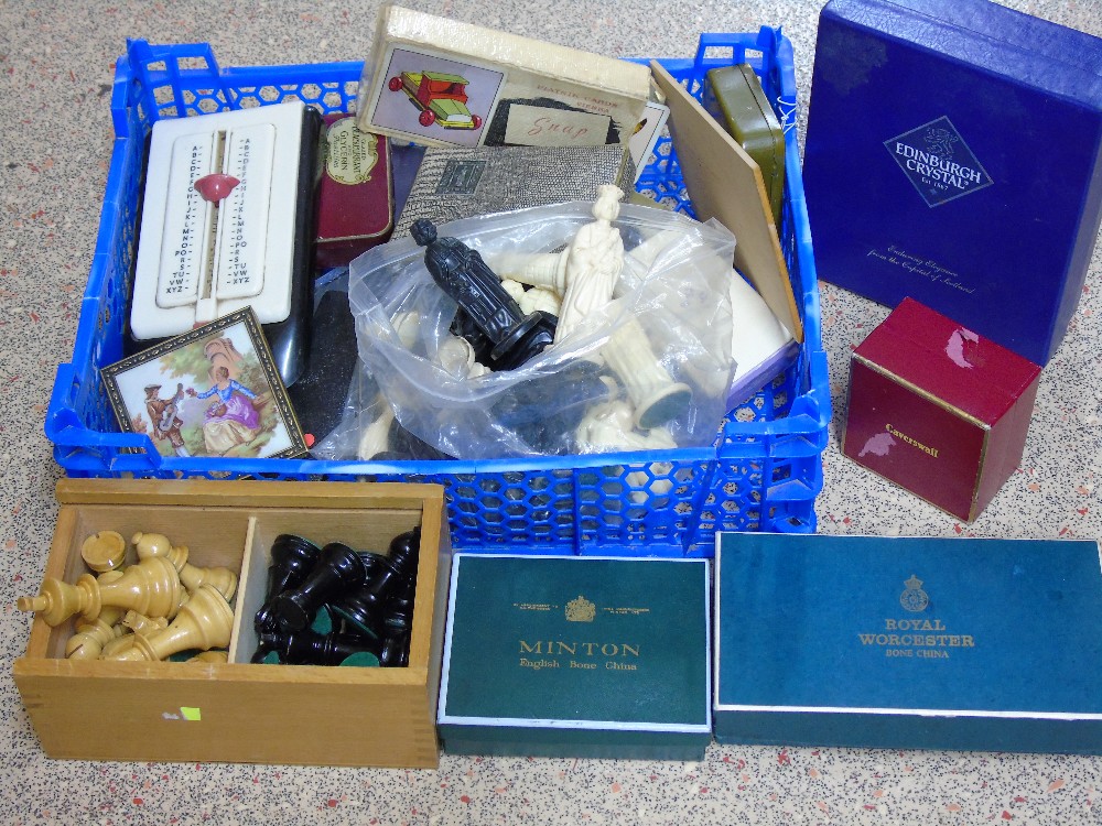 MIXED BOX INCLUDING CRYSTAL, CHINA & VINTAGE TINS