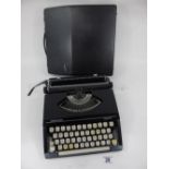 SILVER REED 'SILVERETTE' PORTABLE TYPEWRITER