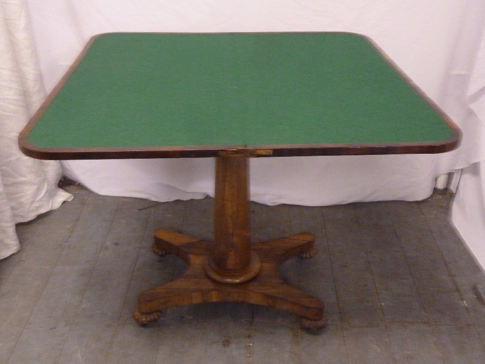 Victorian walnut card table with hinged top on quatrefoil base, A/F - Image 2 of 2