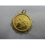 1964 Sovereign in 9ct gold pendant frame, approx 9.5g