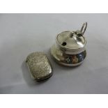 Silver vesta case, Birmingham 1886 and a silver mustard pot, Birmingham 1911