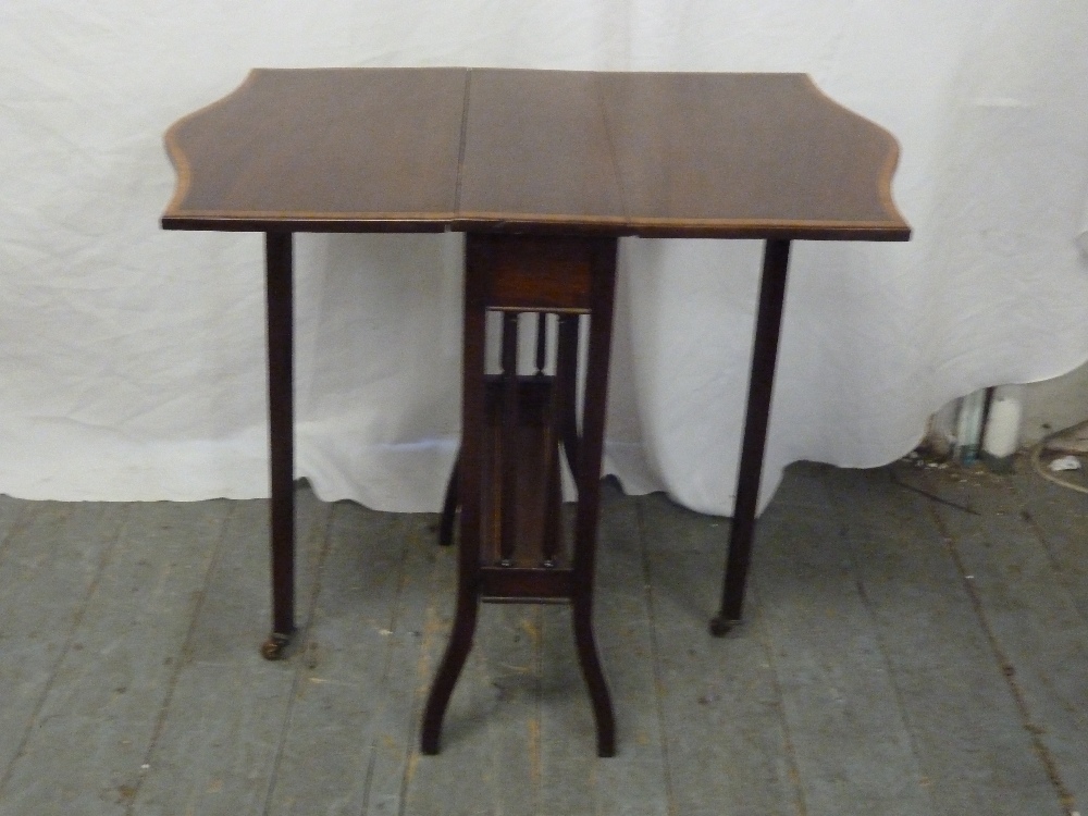 Edwardian mahogany drop flap tea table