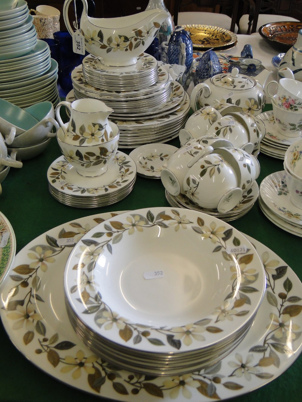 A Wedgwood "Beaconsfield" dinner service, and a matching teaset for 8-people.