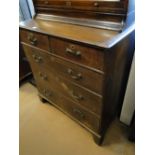 A Georgian oak chest of 5 drawers on bracket feet.