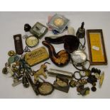 A cased Meerschaum pipe, miniature animals, etc.