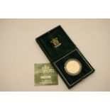 United Kingdom £5 brilliant uncirculated gold coin, 2003, 1212/1250, boxed, with certificate, 39.