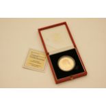 United Kingdom Millennium gold proof crown, 1999, 0676/2500, boxed, with certificate, 39.