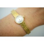 Seiko lady's 14ct gold bracelet wristwatch, circa late 1970s/early 1980s,