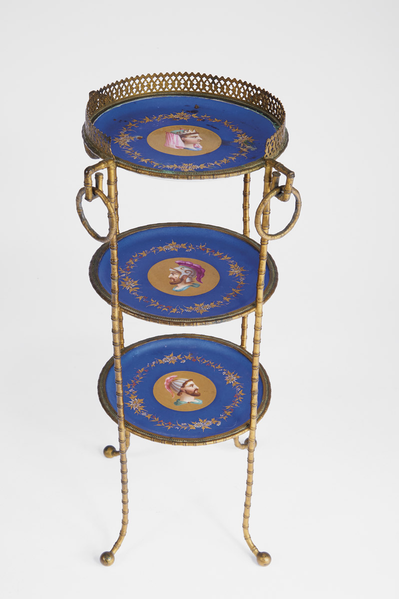 A Small Étagère,gilt metal en relief simulating bamboo, porcelain bases, polychrome and gilt