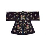 A Cabaia Robe,hue embroidered black silk "Flowers" and "Fortune objects" Dim. - 107 x 150 cm