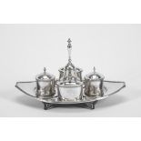 An Inkstand,D. Maria I, Queen of Portugal (1777-1816), 750/1000 silver, beaded decoration Dim. -