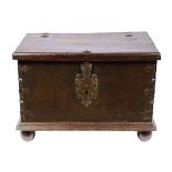 A Large Chest,Brazilian chestnut, «ball» feet, tinned iron mounts Dim. - 65 x 93 x 59 cm