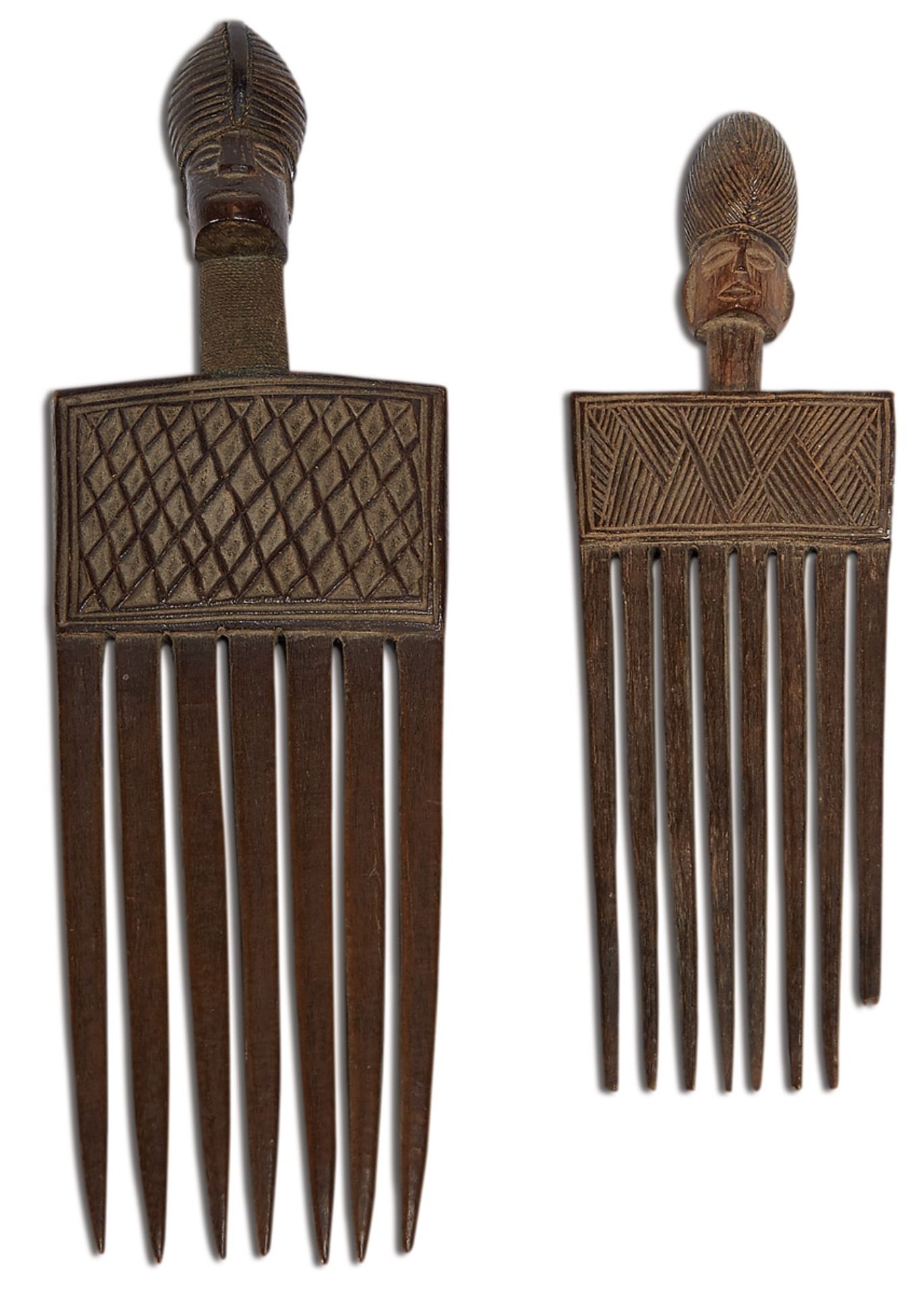 Two Combs "Female figures", carved wood and metal thread, Tchokwe (Quioco) - Angola, 19th/20th C.,