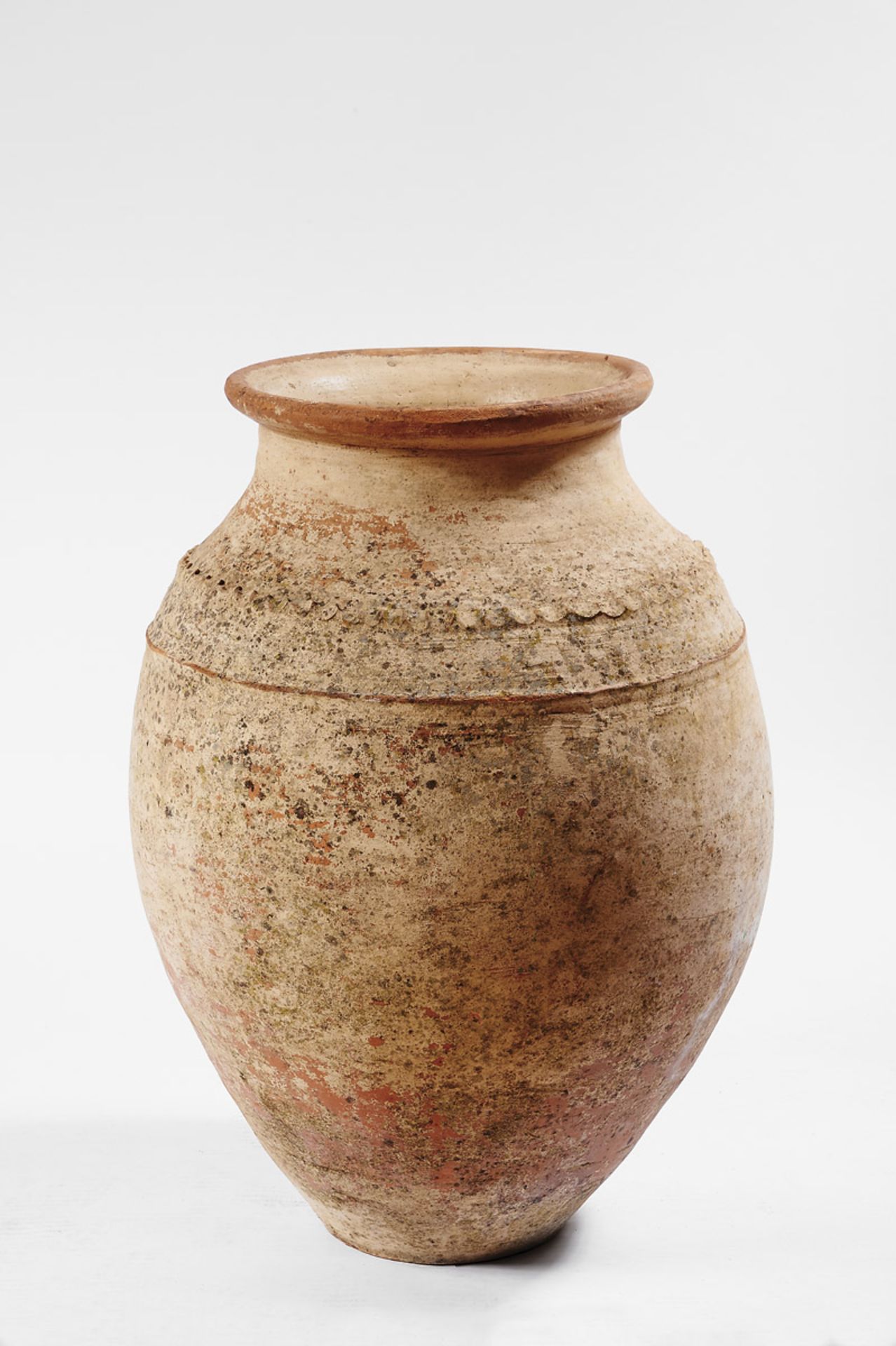A Pot, clay, Portuguese, 19th C., signs of use, small defects, Dim. - 85,5 cm