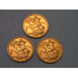 Three Victorian gold Sovereigns, 1880, 1882, 1886, all Melbourne mint