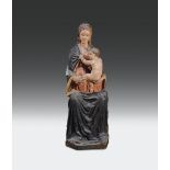 Scultura in legno policromo raffigurante Madonna con Bambino. Veneto metà del XV secolo. Ambito di