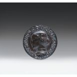 Medaglia in bronzo fuso e cesellato raffigurante Sigismondo Malatesta. Padova o Verona XV secolo (