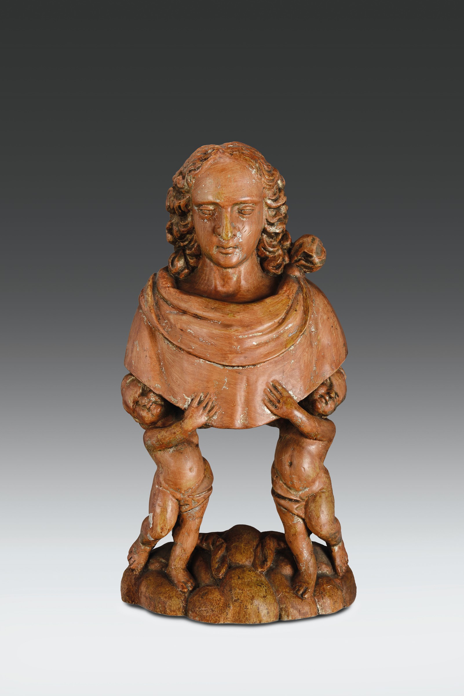 Coppia di busti in legno scolpito, scultore barocco italiano del XVII secolo, altezza cm 68, Le