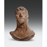 Grande testa virile di imperatore romano (Galba?) in terracotta. Arte lombarda del XV secolo,