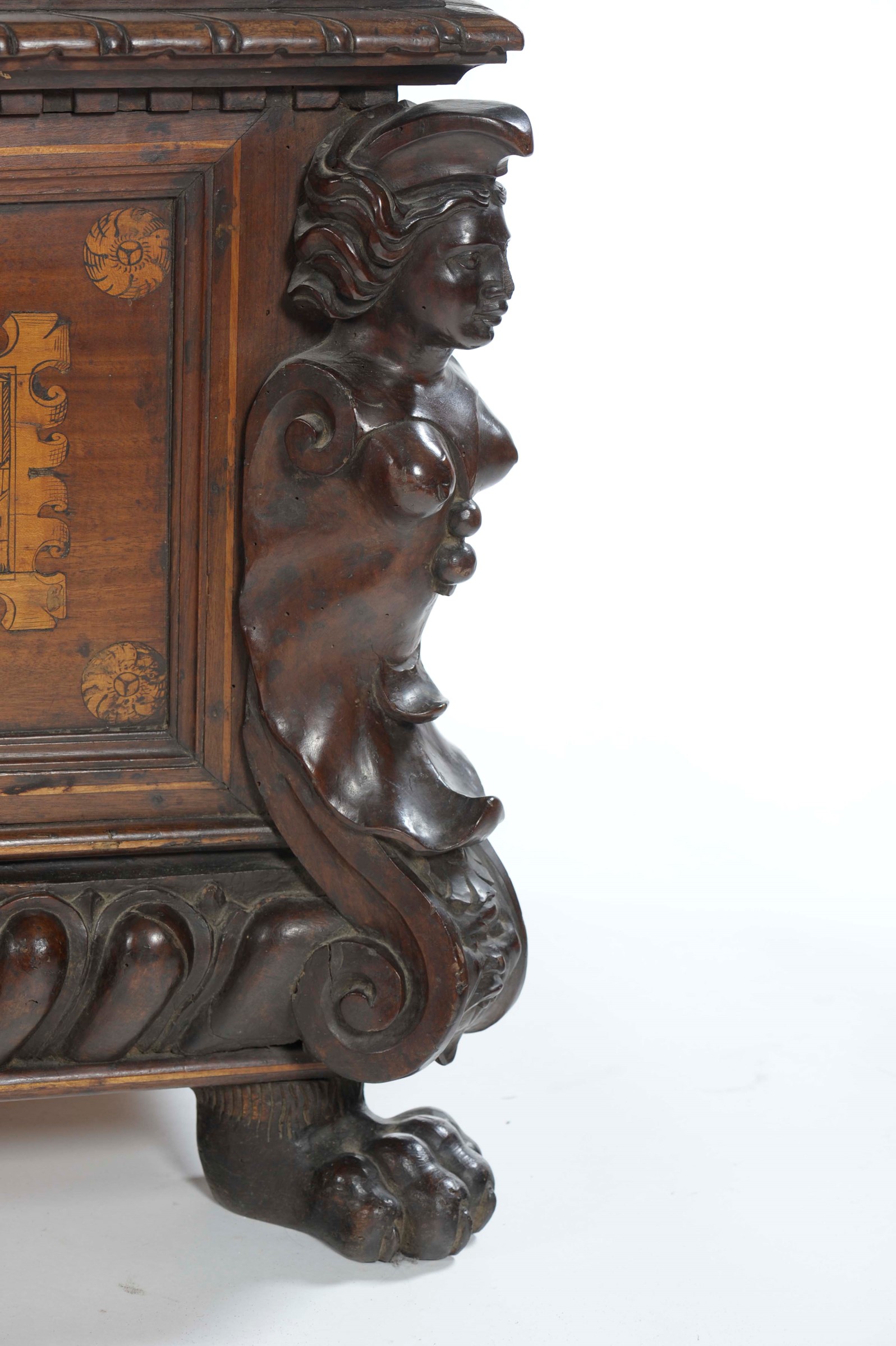 A walnut chest with maple wood marquetry and threads, central Italy, late 16th century cm - Image 2 of 3