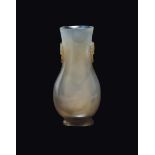 A small opalescent agate vase, China, Qing Dynasty, Qianlong period (1736-1795) h cm 8