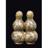 A double pumpkin cloisonné enamel snuff bottle, China, Qing Dynasty, 19th century h cm 6,1