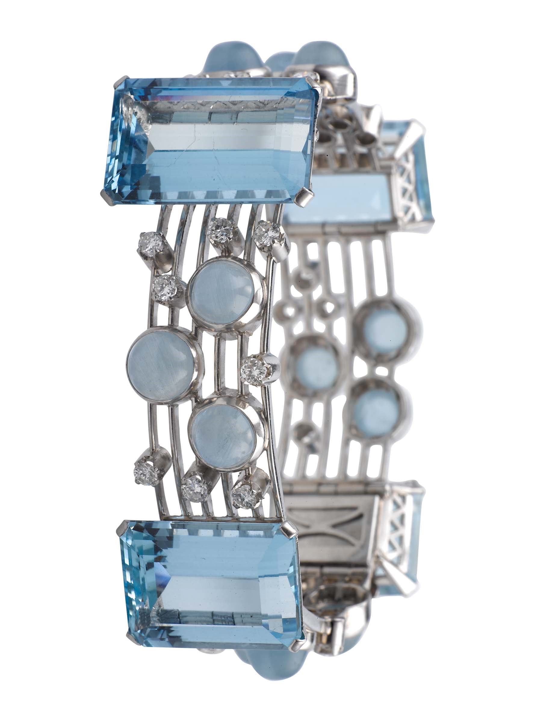 A platinum, aquamarine and diamond bracelet. Burle Marx montatura in platino