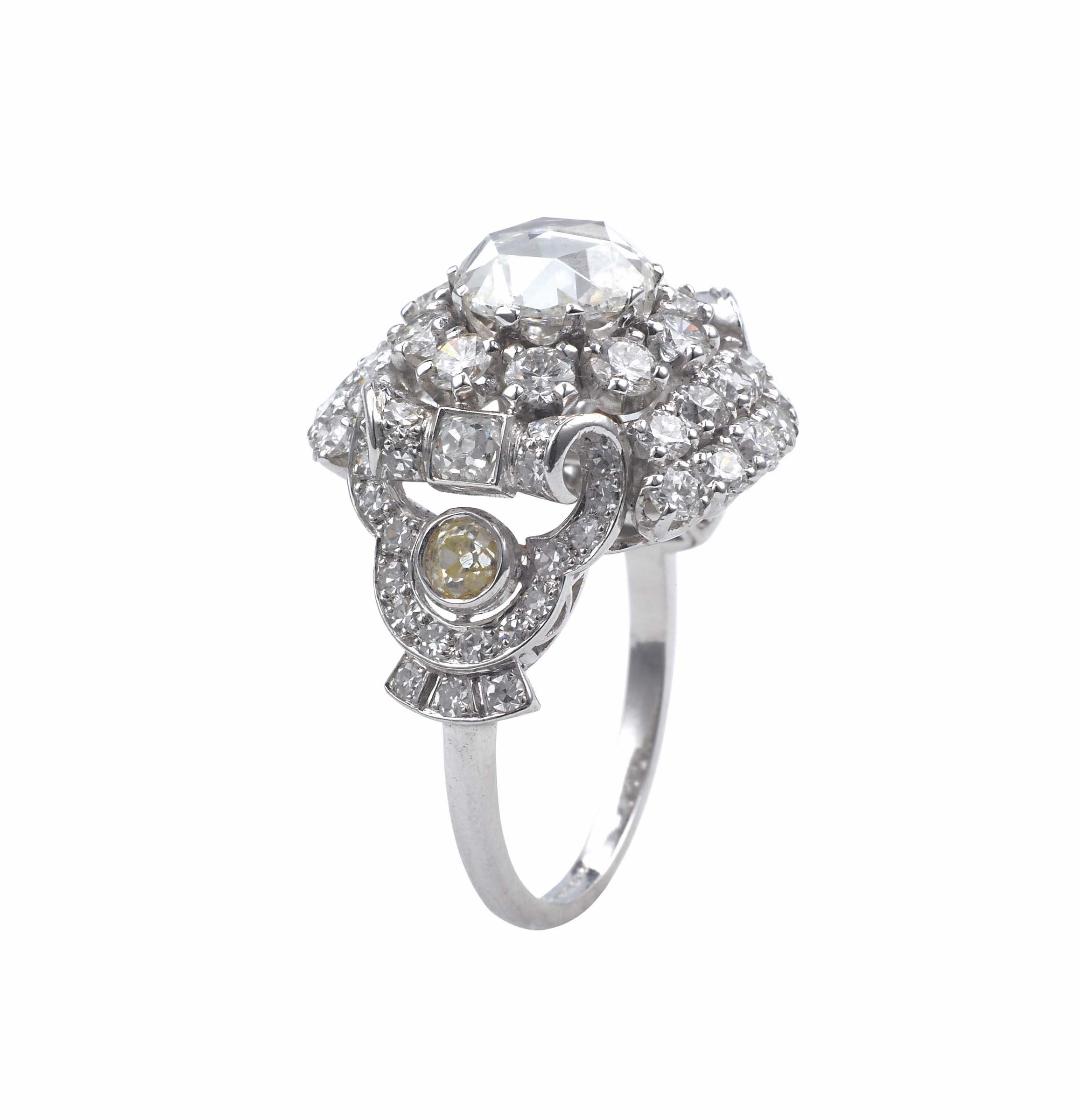 A rose cut diamond and platinum ring, Tiffany & C. montatura in platino