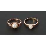 CULTURED PEARL AND DIAMOND SET RING, split pearl 7.25mm diameter, flanked by two rose cut