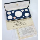 1975 REPUBLIC OF PANAMA NINE COIN PROOF SET, 1 Centesimo to the large 20 Balboas Simon Bolivar coin,