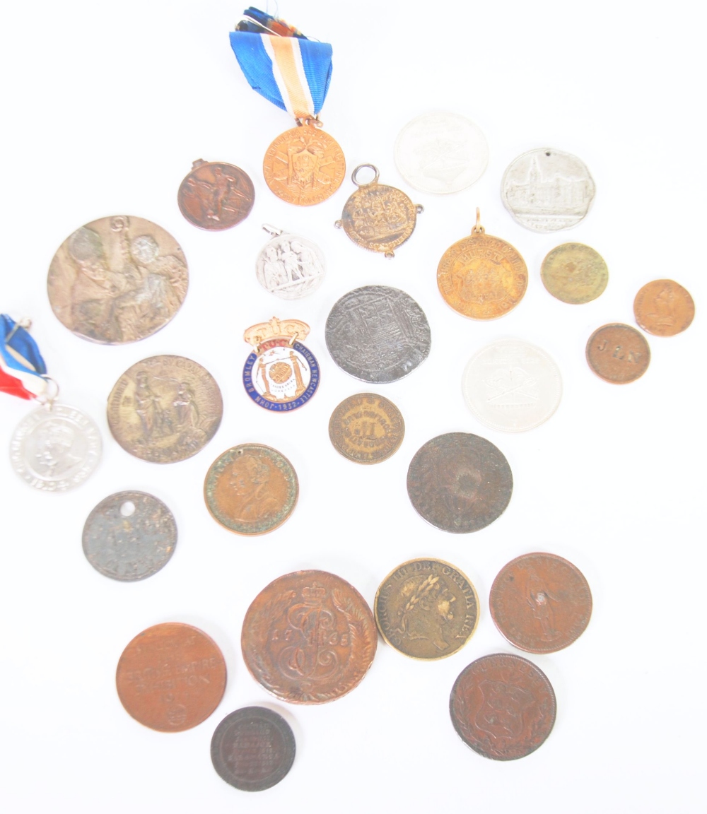 SUNDRY EARLY 19th CENTURY AND LATE TOKENS AND MEDALLIONS to include small bronze commemorative