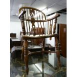 A 19TH CENTURY BEECH AND ELM WINDSOR CHAIR