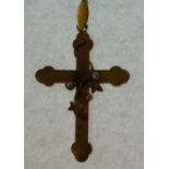 LATE NINETEENTH CENTURY DIAMOND AND PEARL SET CROSS PENDANT, with applied ivy detail and set with