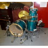 MAPEX, CHINESE, DRUM KIT, WITH A SET OF FIVE DRUMS, THREE 'PEARL' GRADUATED CYMBALS UPTO 20",