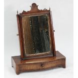GEORGE III MAHOGANY TOILET MIRROR, the oblong plate in parcel gilt slip and moulded frame with