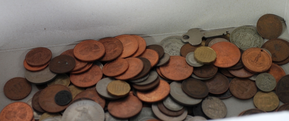 SMALL COLLECTION OF GEORGE V AND VI SILVER COINAGE to include nine half crowns, fifteen florins/ - Image 2 of 2