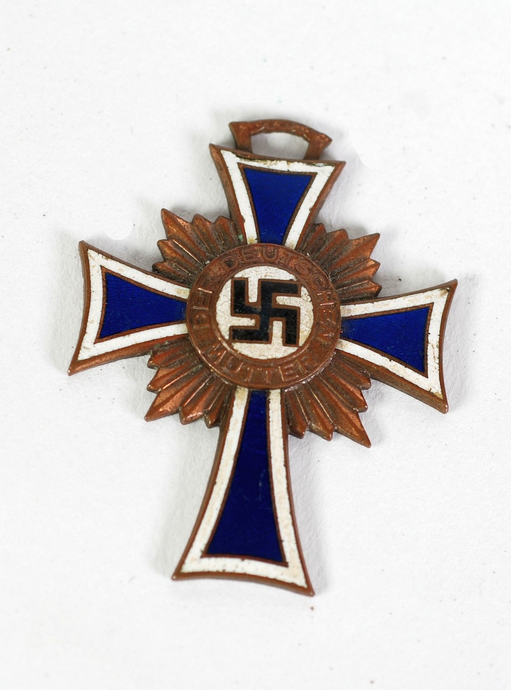 GERMAN THIRD REICH - MOTHERS CROSS, bronze coloured metal and blue and white enamel reverse - Image 2 of 2